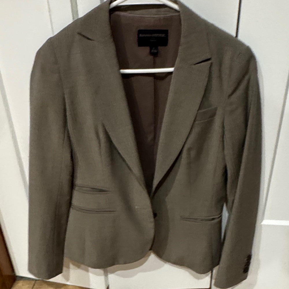 Banana Republic Classic Brown Blazer